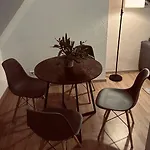 M&k Deluxe I 4 Personen I Balkon I Netflix I Wlan I Smart-tv Daire Erfurt