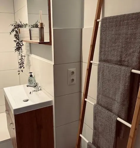 M&k Deluxe I 4 Personen I Balkon I Netflix I Wlan I Smart-tv Erfurt